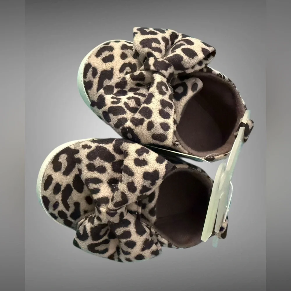 Cat & Jack Baby Leopard Bow Moccasins 9–12M Soft Sole Crib Shoes NWT